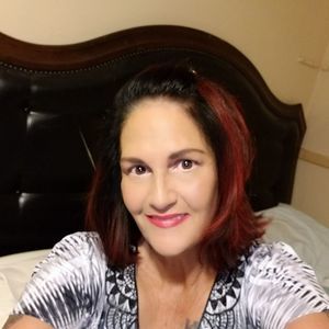 Meet your Posher, Ellen